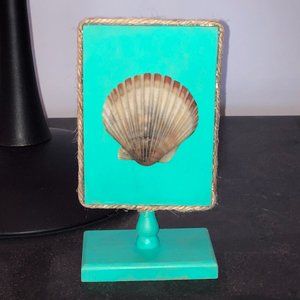NEW Beachy Wood Home Decor w Scallop Seashell